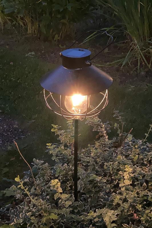 A Lot Dekoration - Lampe Solcelle Led Stick Rund Sort 18x60 cm , hemmetshjarta.dk